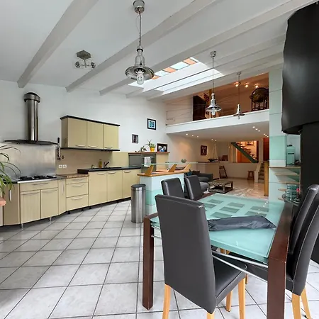 Villa L'eglantine - Piscine, Spa, Wifi, Parking